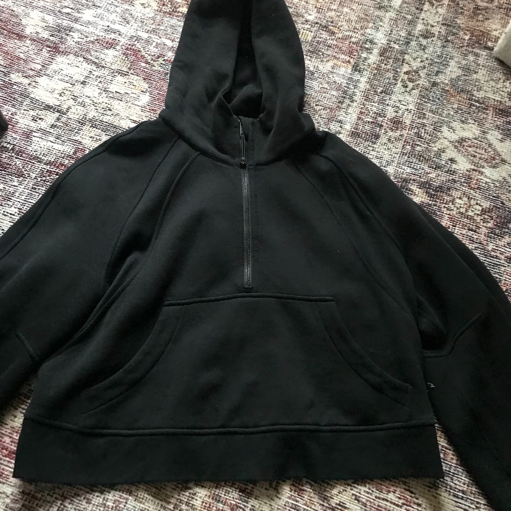 Lululemon oversized scuba